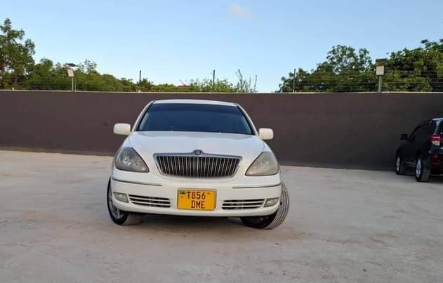 A picture of 2003 TOYOTA BREVIS