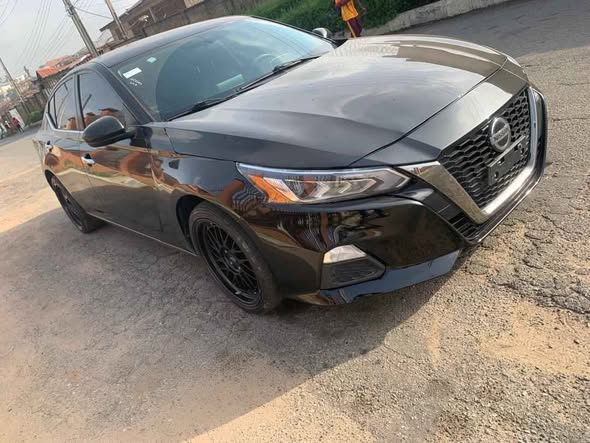 A picture of 2019 Nissan Altima