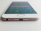 A picture of Oppo f1s And oppo A57