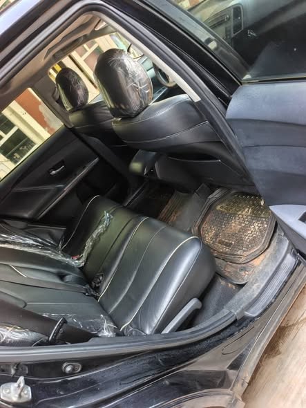 A picture of Awoof deal Registered Toyota venza 2016 model Key entry with