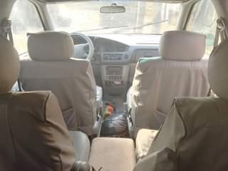 A picture of Toyota sienna 2001 model