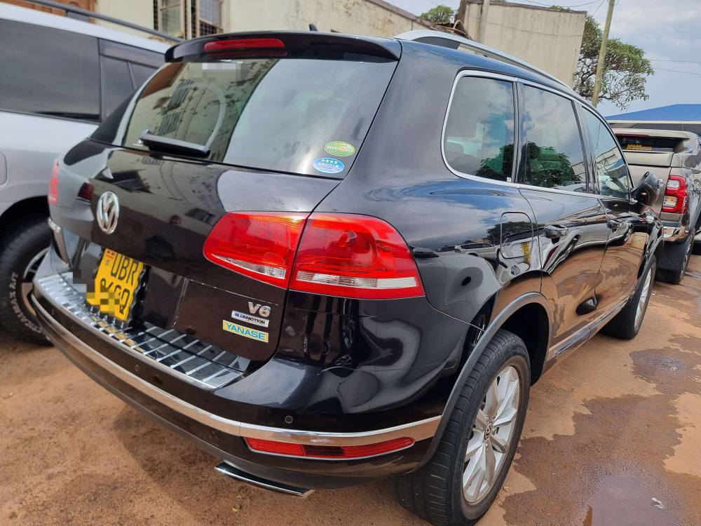 A picture of Touareg 2015 At 77m