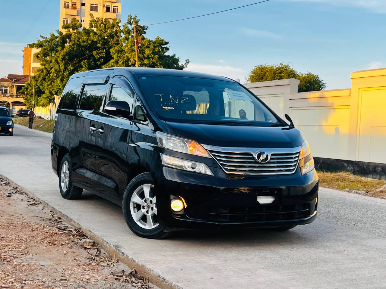 A picture of Toyota vellfire