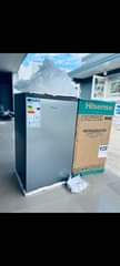 A picture of FRIJI HISENSE FULL BOX MPYA LAKI TATU NA 20 TU