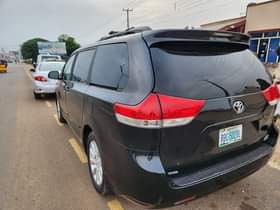 A picture of 2012 model sienna engin ND gear untouched ac cool in