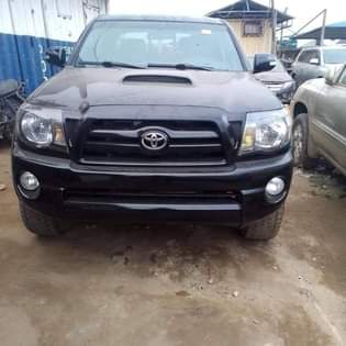 A picture of 2008 Toyota Tacoma 2008 Full option