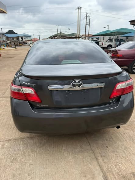 A picture of Toyota Camry muscle 08