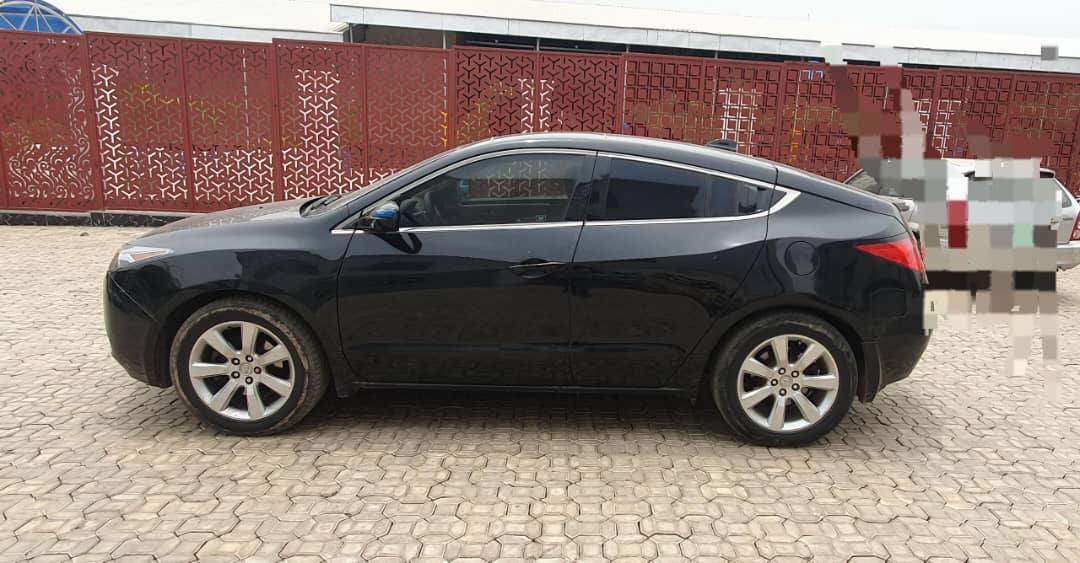 A picture of ACURA ZDX 2010