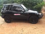 A picture of Rav4 4sale call me on 256751331103 or what app is
