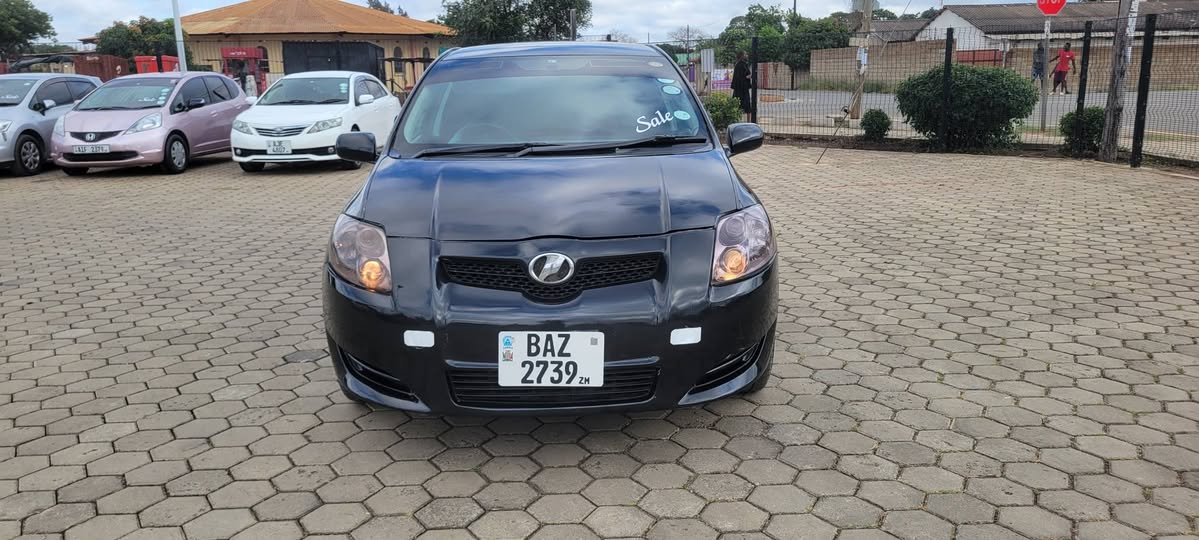 toyota auris