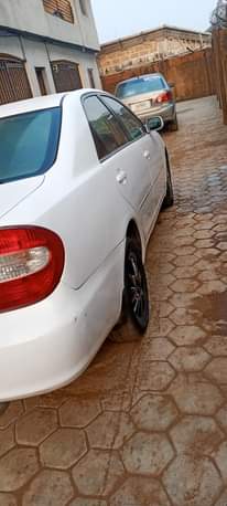 A picture of 2 4 Toyota Camry 09135957119
