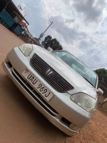 A picture of Toyota mark 2 grande beams 2 0