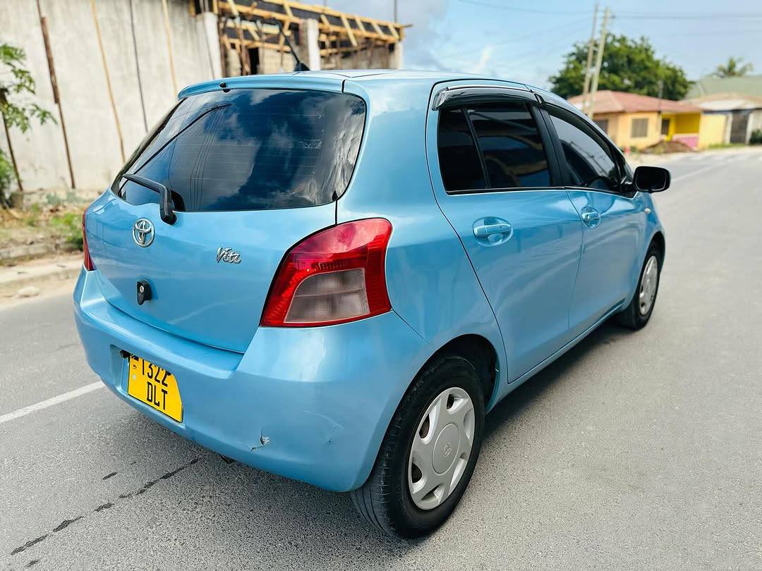 A picture of Toyota Vitz new model