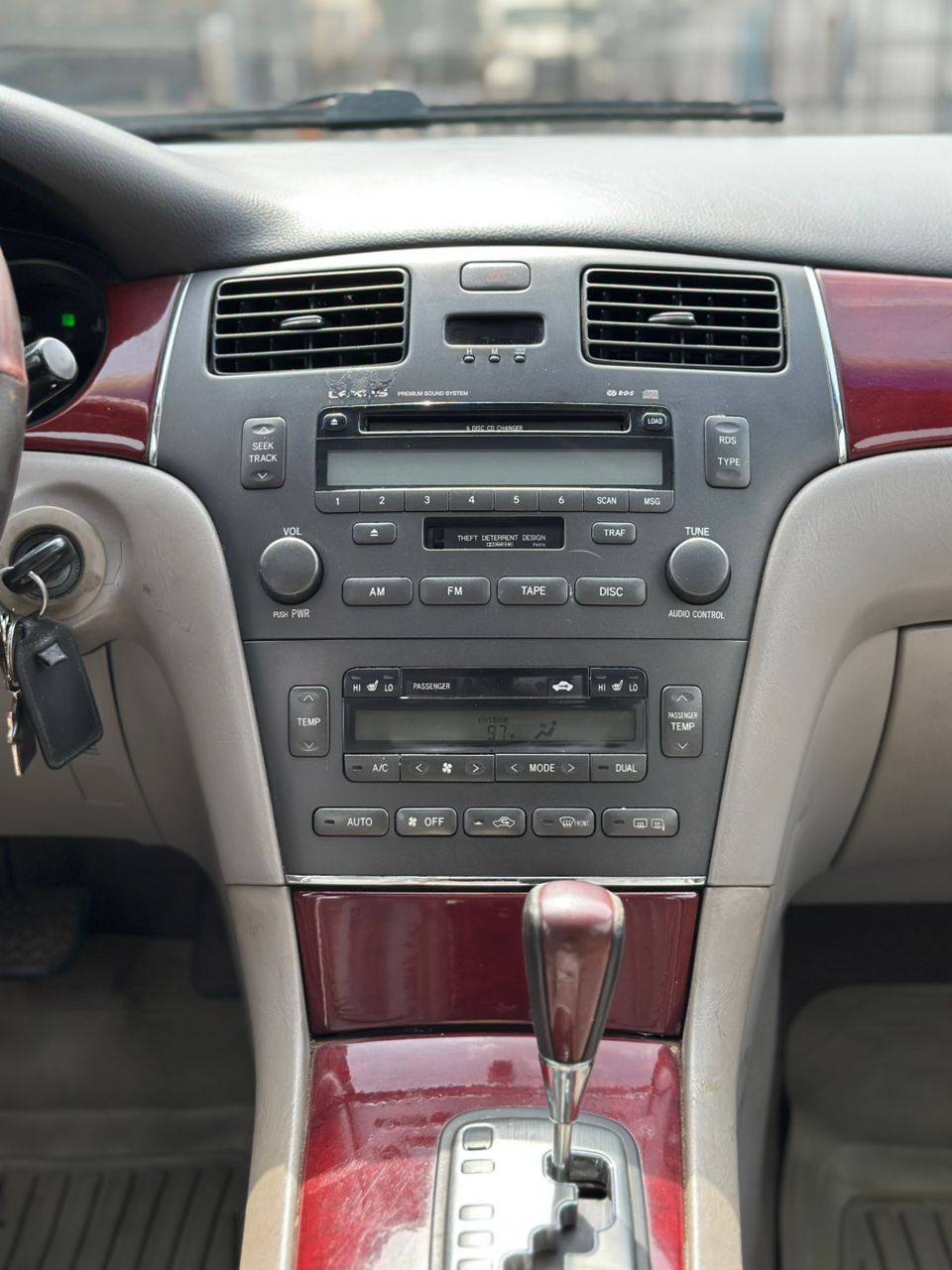 A picture of Clean Toks standard registered Lexus ES300