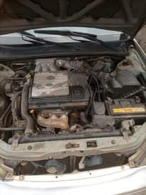 A picture of Toyota Avalon 04