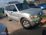 A picture of 2003 model Mitsubishi Montero