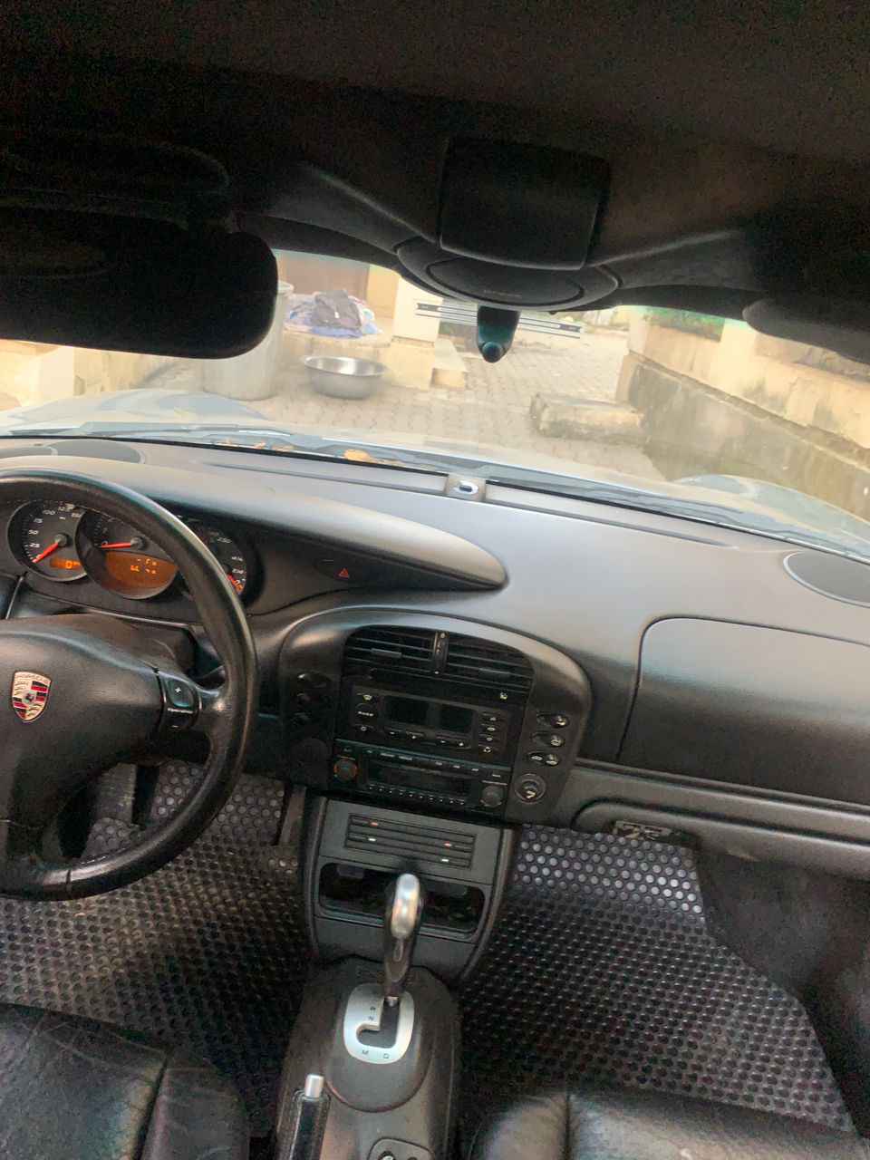 A picture of Porsche boxster 986