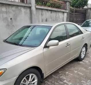 A picture of 2004 Camry Ac compressor is not good Other things are