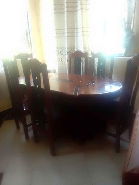 A picture of Dining table