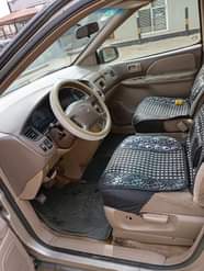 A picture of Toyota sienna Engine Gear AC Interior Clean exterior Buy and