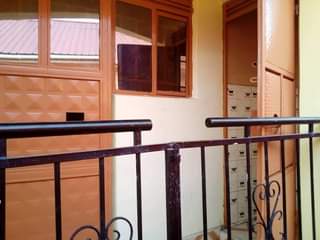 A picture of Fairly new double rooms with bathrooms at 200k