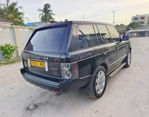 A picture of RANGE ROVER VOGUE