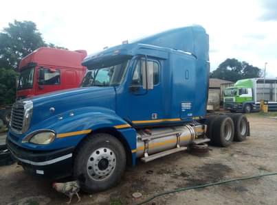 freightliner trucks