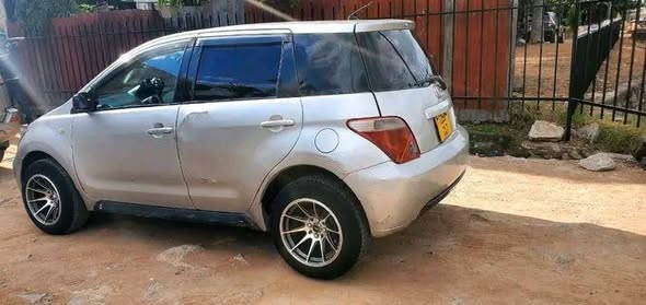A picture of Toyota Ist