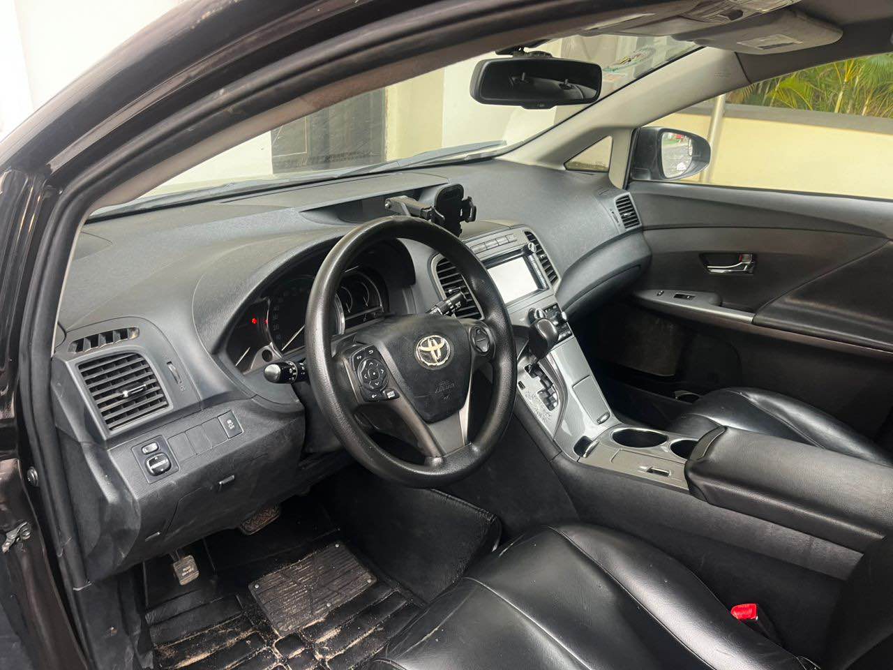 A picture of Registered 2013 Toyota Venza First Body Pan 4Plugs