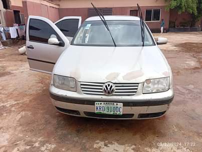 A picture of German machine Super smooth Volkswagen Bora manual drive