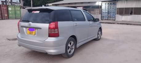 A picture of TOYOTA WISH 0620356906
