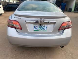 A picture of Toyota Camry 08