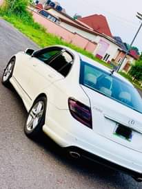 A picture of Mercedes Benz C300