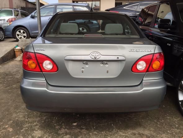 A picture of 2005 Toyota Corolla