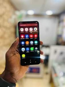 A picture of Samsung galaxy A51 128