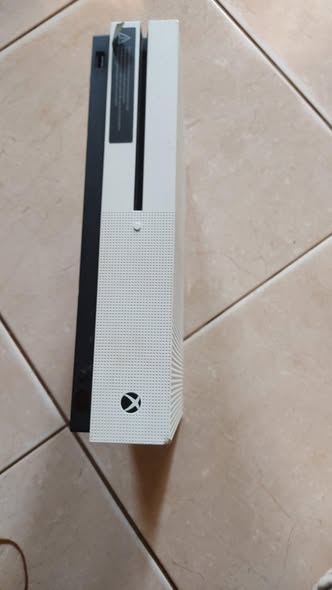 A picture of Xbox one s