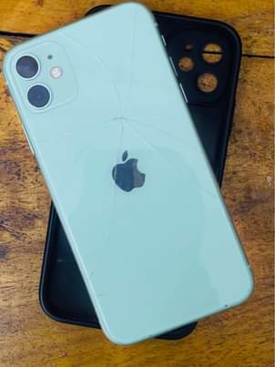 A picture of iPhone 11 Wifi Only