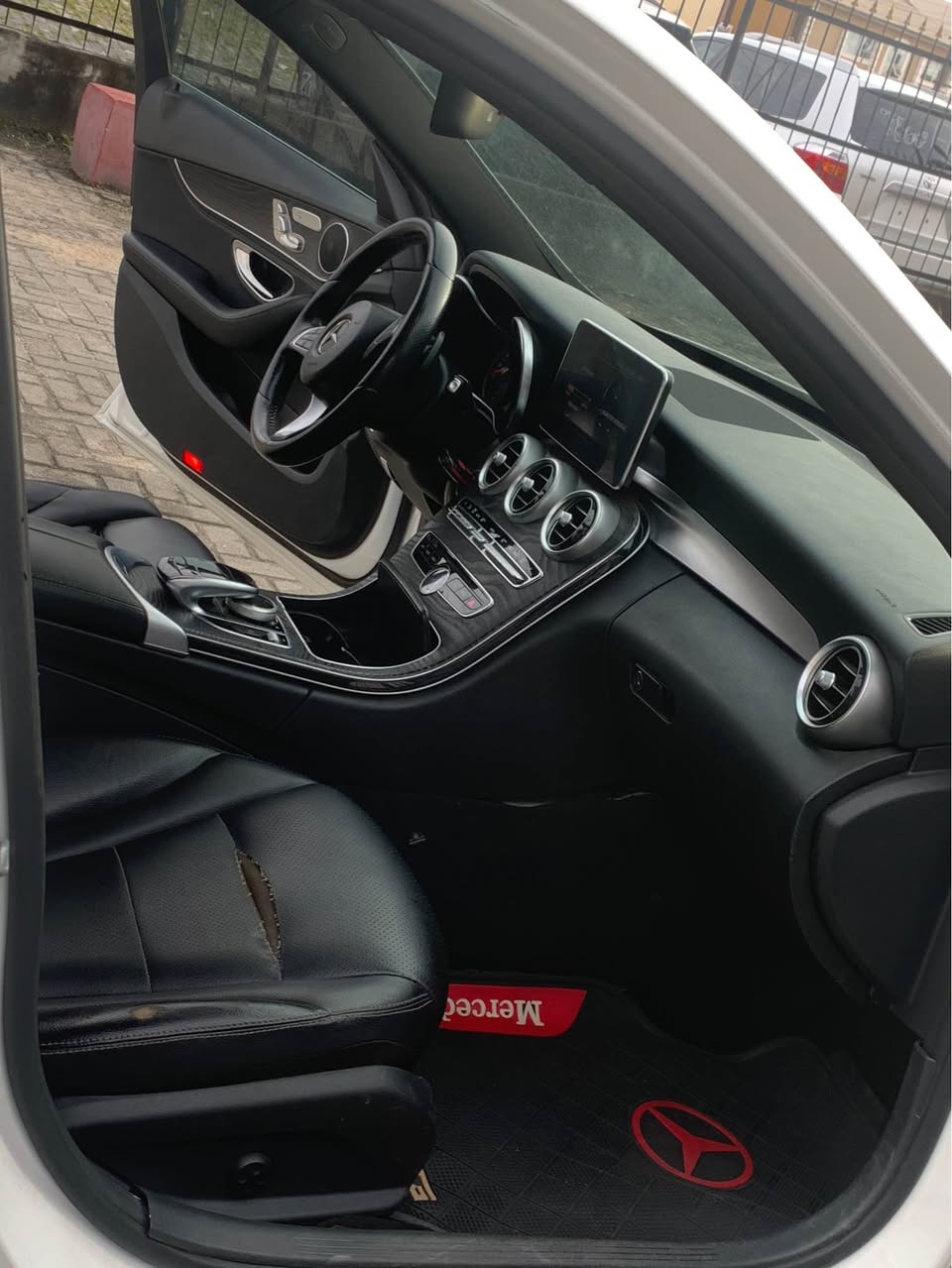 A picture of MB C300 upgrade C43 looks 2016