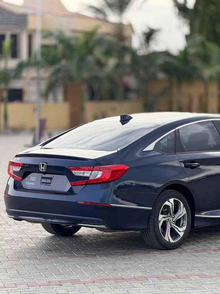 A picture of  FREE ACCIDENTAL DIRECT FOREIGN HONDA ACCORD 2020 EX L