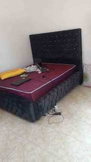 A picture of bed sofa