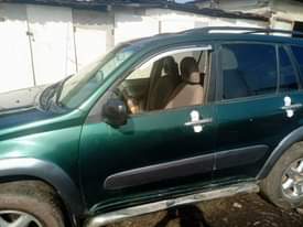 A picture of 2003 Toyota RAV4