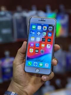 A picture of Iphone 6 plus 16GB