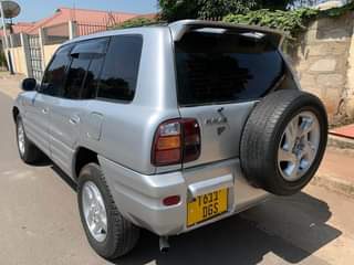 A picture of TOYOTA RAV 4