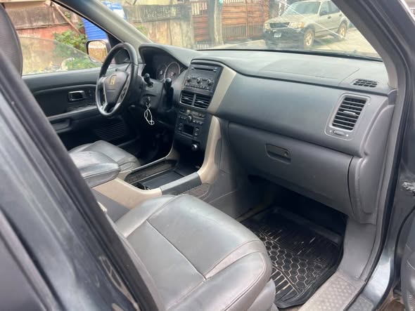 A picture of 2007 HONDA PILOT 4WD