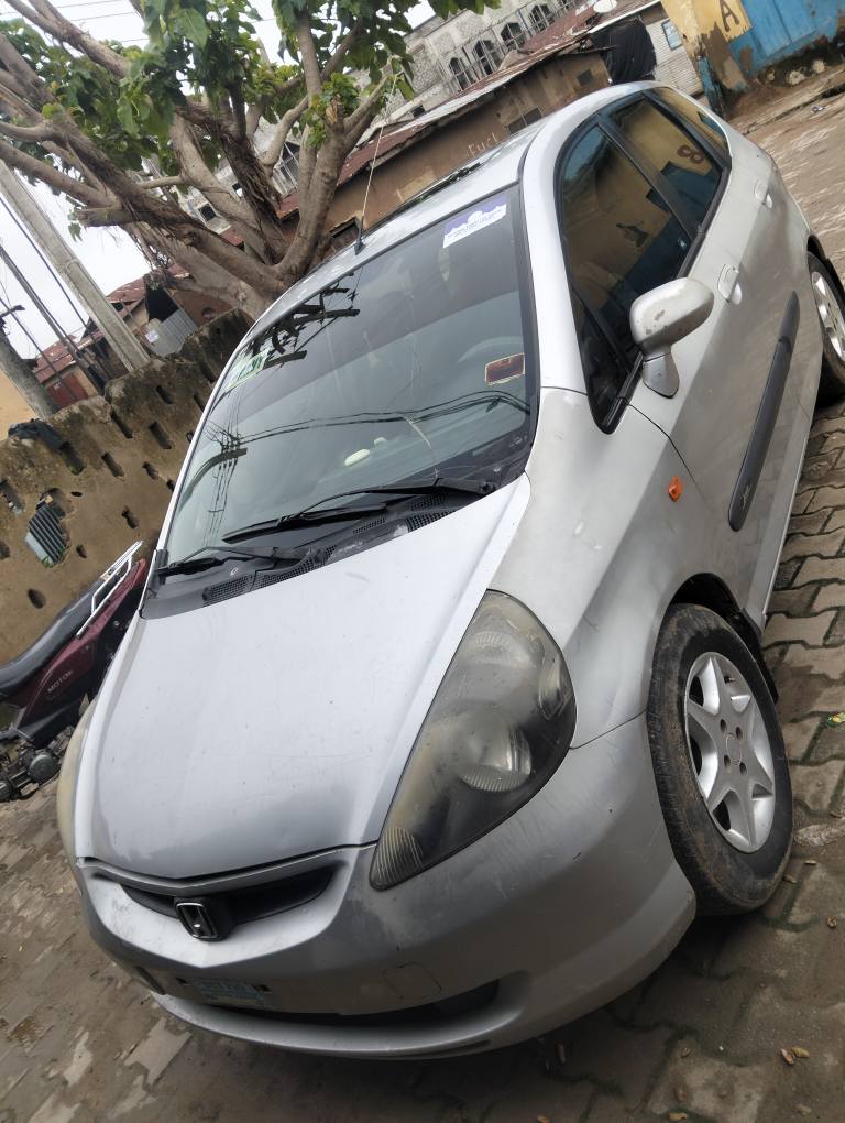 A picture of Honda JAZZ
