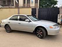 A picture of Toyota Camry 02