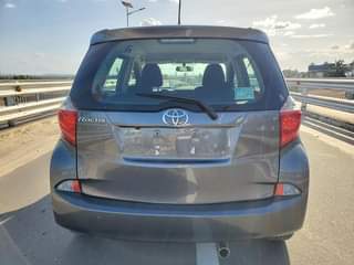 A picture of TOYOTA RACTIS 0652564588