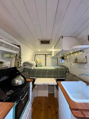 Caravan B.