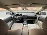 A picture of 2009 Nissian Rogue SUV 4plug
