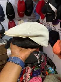 A picture of Kangol zipo mtumba grade one call whatsup0767023620 0786090908